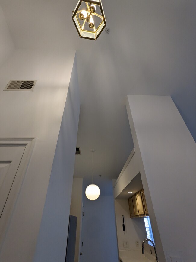 Foto del edificio - 13101 Briarcliff Ter