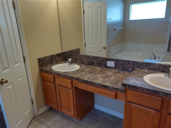 Foto del edificio - 24905 Siena Dr