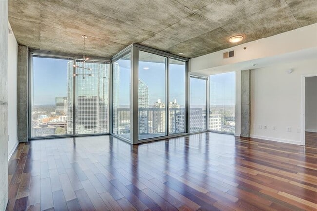 Building Photo - 3324 Peachtree Rd