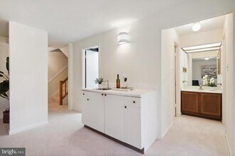 Building Photo - 1511 Hugo Cir