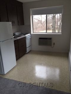 Building Photo - 15 Piggott Rd