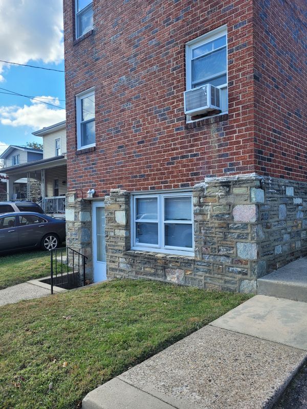 Foto del edificio - 7712 Watson St