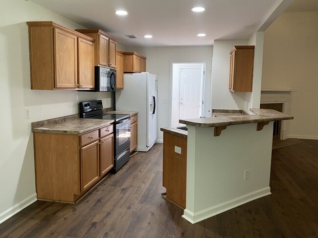 Foto del edificio - 1540 Bradley Blvd