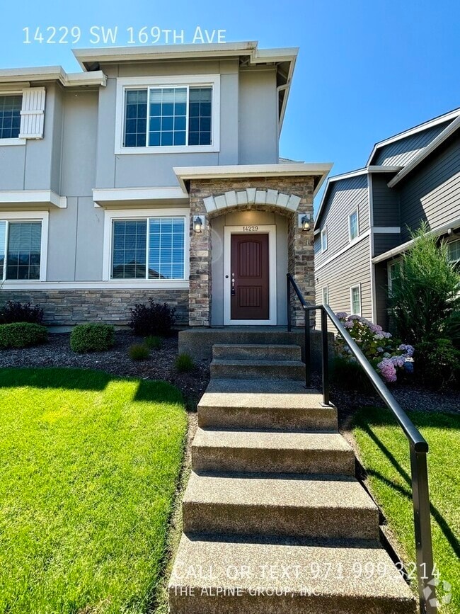 Building Photo - 14229 SW 169th Ave