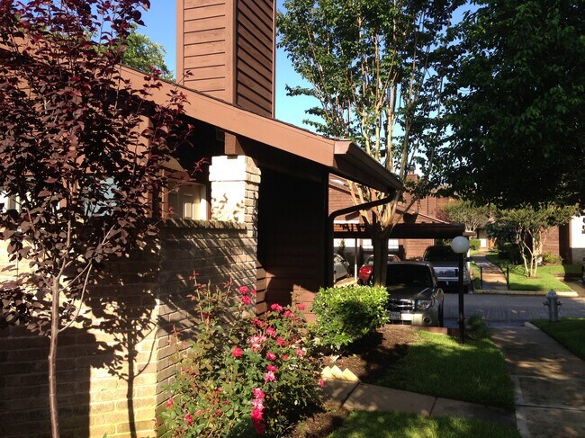 Building Photo - 2611 Grants Lake Blvd