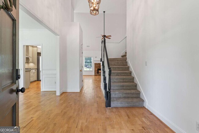 Foto del edificio - 1249 McLendon Dr