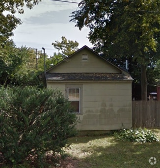 Building Photo - 60 Cortland St