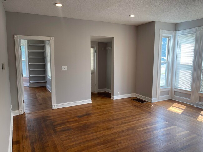 Foto del edificio - 15 Pease St