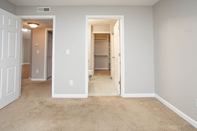 Foto del edificio - Library Park Apartments