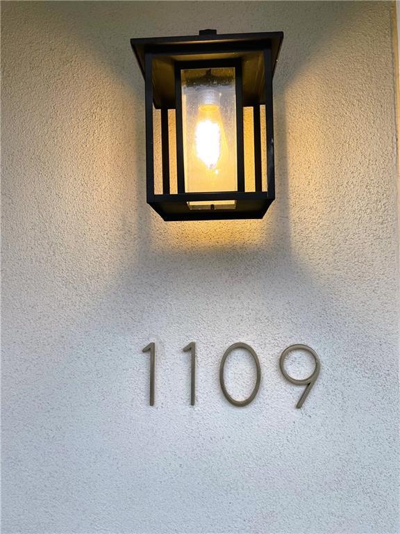 Foto del edificio - 1109 Showbox St