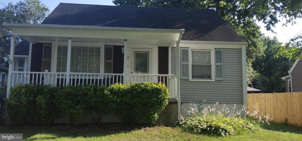 Primary Photo - 319 Hance Ave