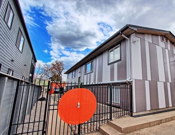 Building Photo - 2445 Lawrence St