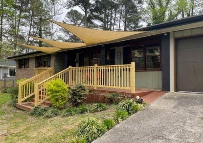 Building Photo - 5889 N Fulton Cir NW