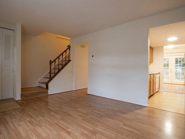 Building Photo - Beautiful 3-Bedroom Townhome with Private Backyard in Henrico