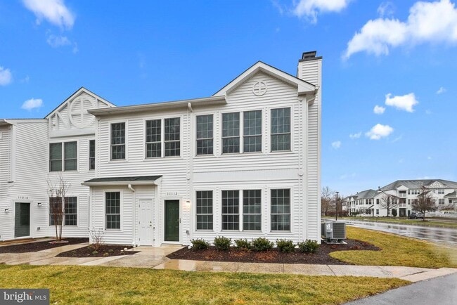 Building Photo - 11112 Cornerstone Dr