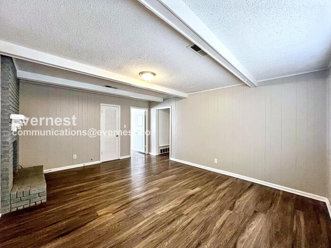 Foto del edificio - 3208 Winslow Rd