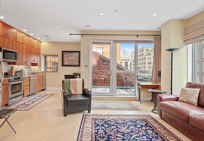 Building Photo - 99-105 Broad Street Unit 7B