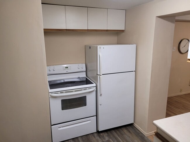 Photo du bâtiment - 76 Cedar St