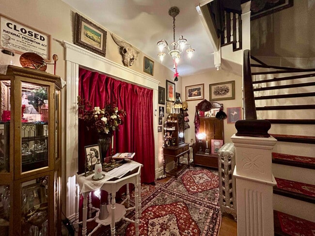 Foto del edificio - 425 S Washington St