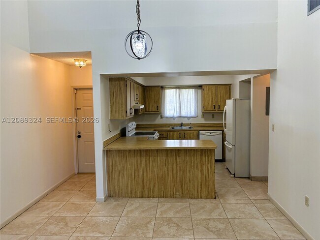 Foto del edificio - 9324 SW 132nd St