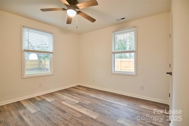 Building Photo - 313 Heyward St