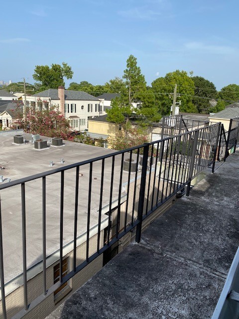 Building Photo - 248 Cherokee St