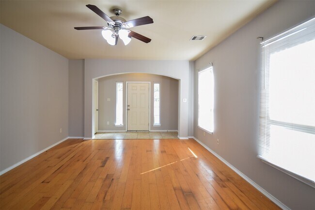 Foto del edificio - 13226 Brantfield Park Ln