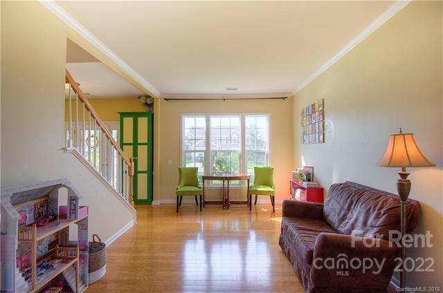 Foto del edificio - 8304 Cornerbrook Place