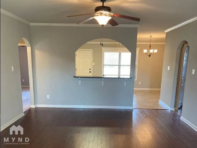 Building Photo - 113 Earnhardt Cir