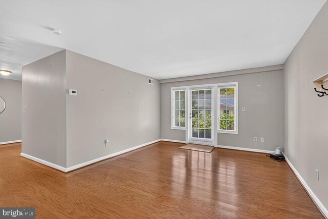 Building Photo - 8358 Dunham Ct