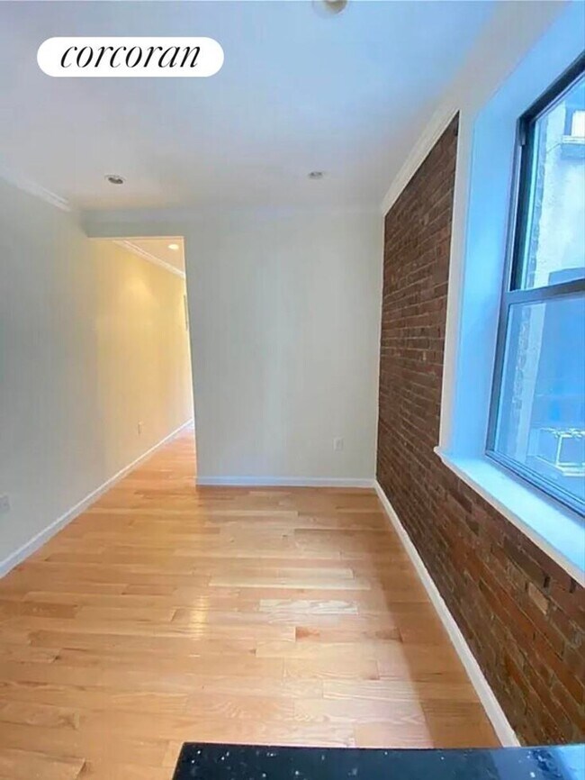 Foto del edificio - 237 Henry St