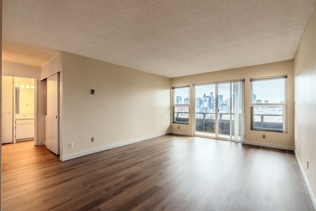 Interior Photo - Galleon Apartments