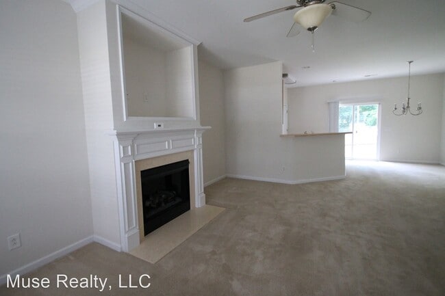 Building Photo - 1296 Liberty Bell Ct