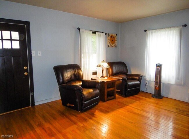 Building Photo - 1 br, 1 bath House - 552 Proulx Street