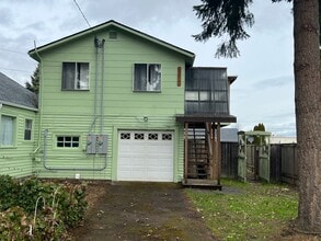 Building Photo - 151 Kourt Dr