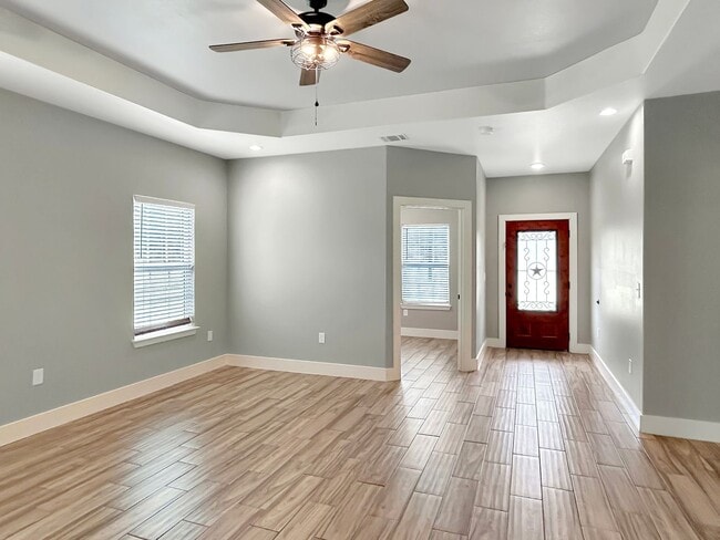 Building Photo - Beautiful Custom Home on 1 Acre in Peacefu...