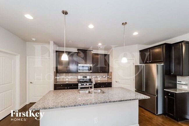 Foto del edificio - 1017 Creekhead Dr