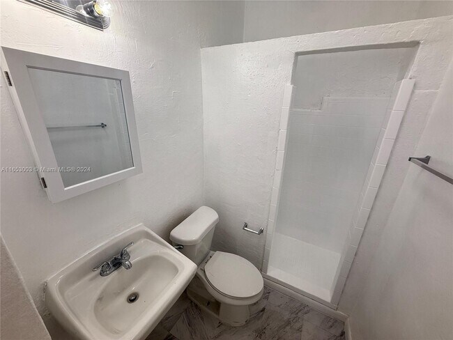 Foto del edificio - 203 NW 36th St