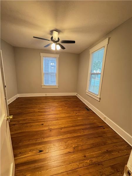 Foto del edificio - 813 E 37th St