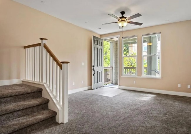 Building Photo - RARE Midtown Gem!  2/2.5 w-Garage!  Please Read Full Ad For Viewings