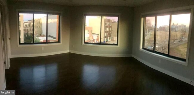 Foto del edificio - 723 N 19th St