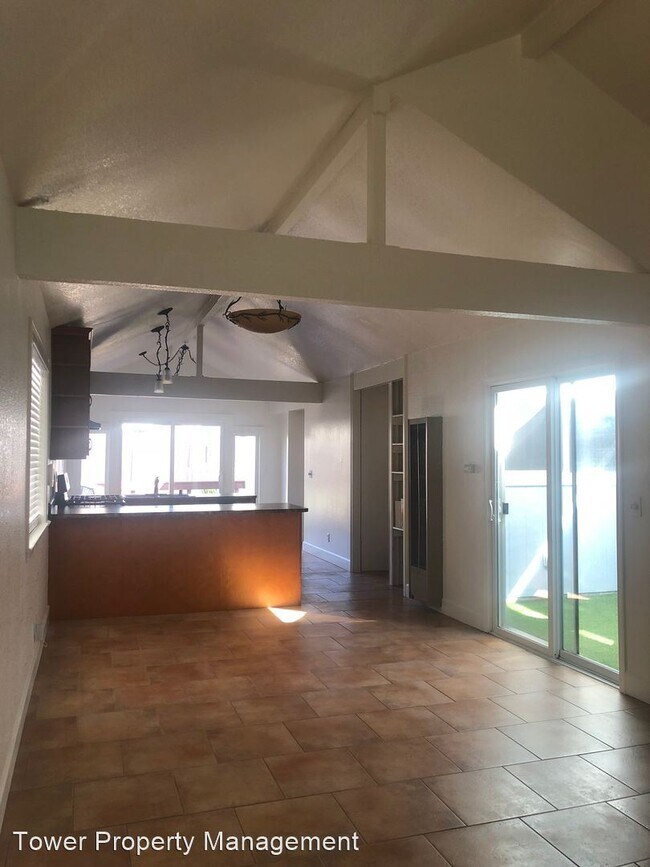 Building Photo - 4 br, 2 bath House - 416 Simi Place