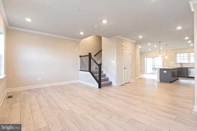 Building Photo - 1421 Clingmans Dome Dr