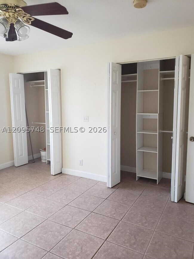 Building Photo - 10330 N Military Trl