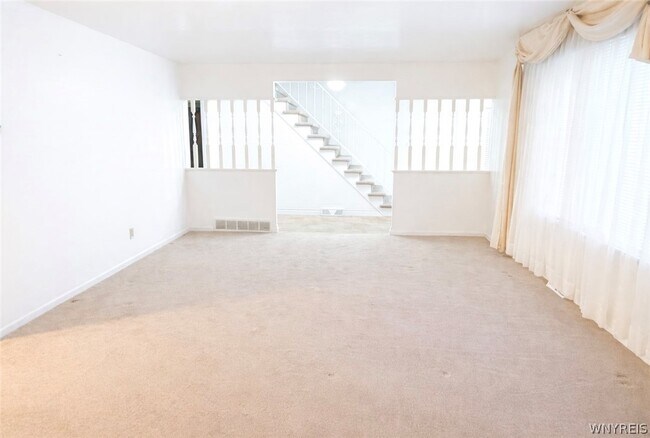 Foto del edificio - 263 Fruitwood Terrace