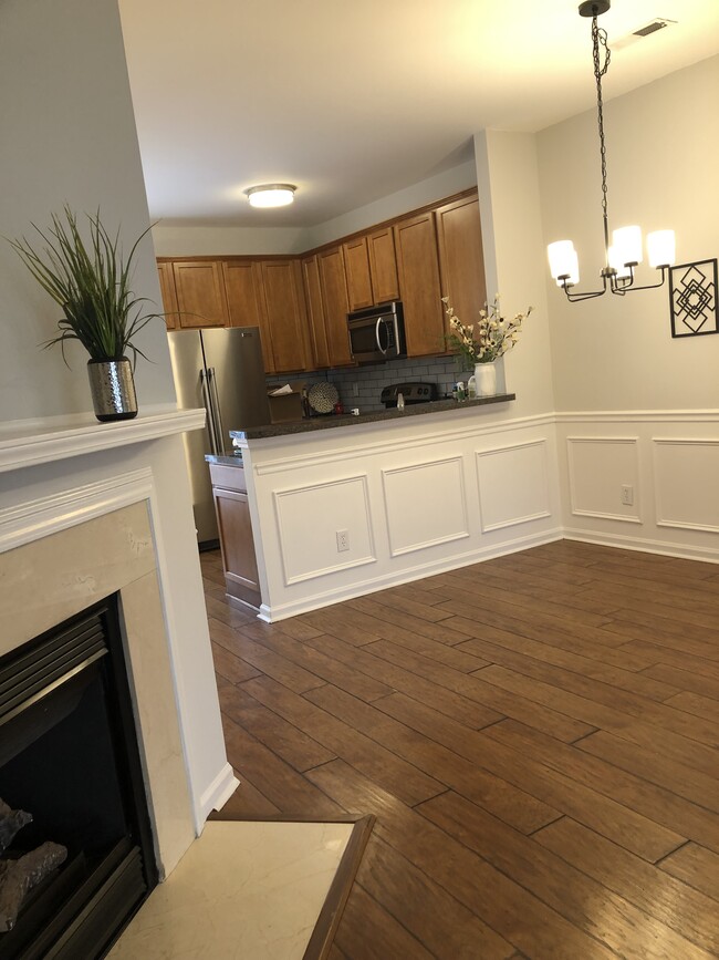 Dining Space - 4132 Tarrant Trace Cir