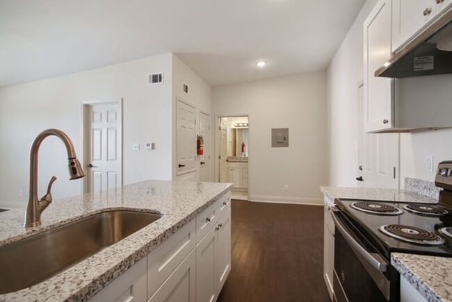 Foto del edificio - 3251 St Ferdinand St