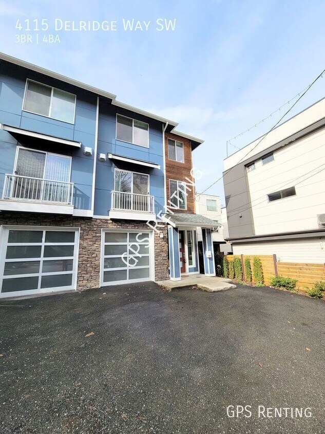 Primary Photo - Beautiful 3 Bd, 3.5 Ba Townhome in desiran...
