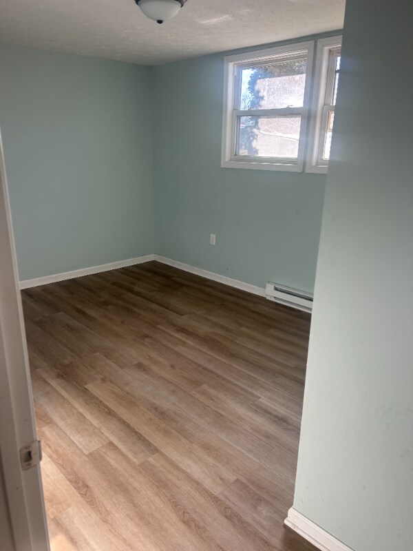 Building Photo - 541 View Mt Cir