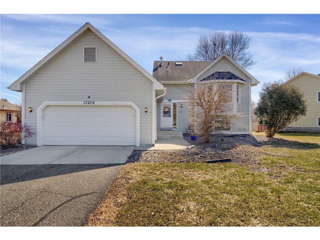 Primary Photo - 17270 Fireside Ln